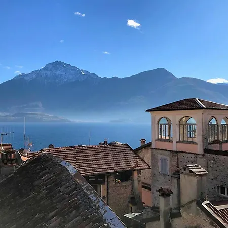 Pianoforte Lägenhet